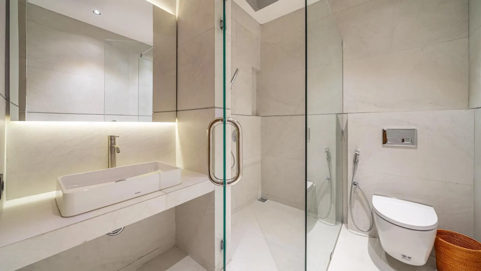 White Villa - Exclusive Modern Villa - Grand Living Space - Breathtaking Views ウブド